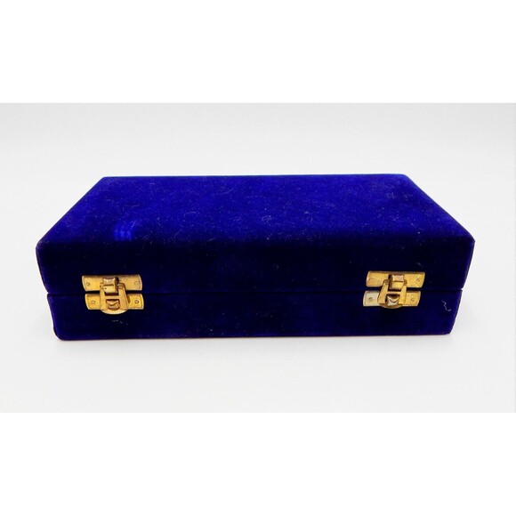 Silver Small Condiment Relish Bowls And Spoons Two of Each Velvet Box Unbranded - Picture 5 of 6